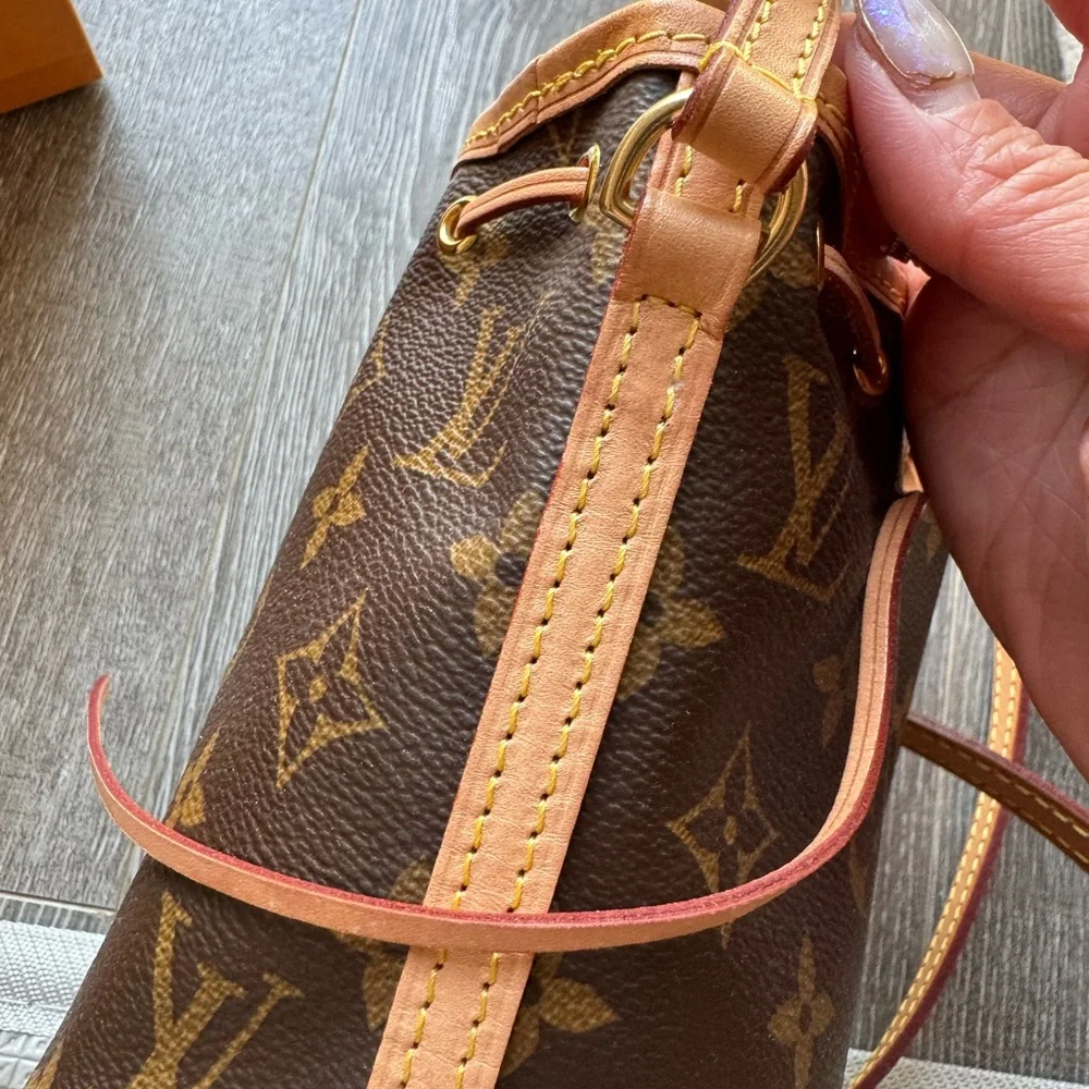 Louis Vuitton 100% authentic Monogram Nano Noe Bag M41346 - Picture 6 of 15